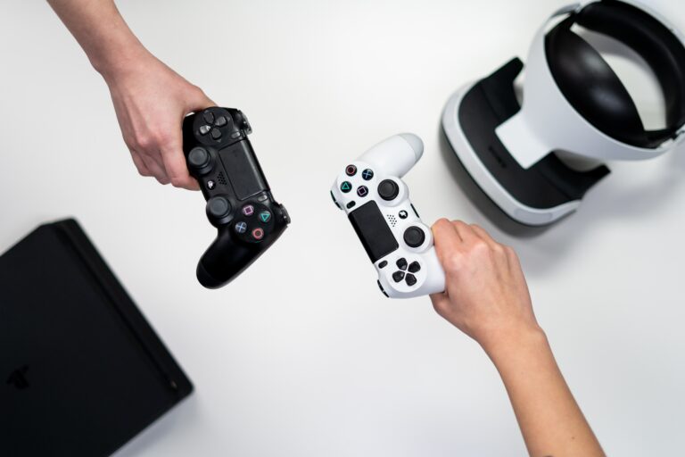 The Best Portable Gaming Consoles of 2023